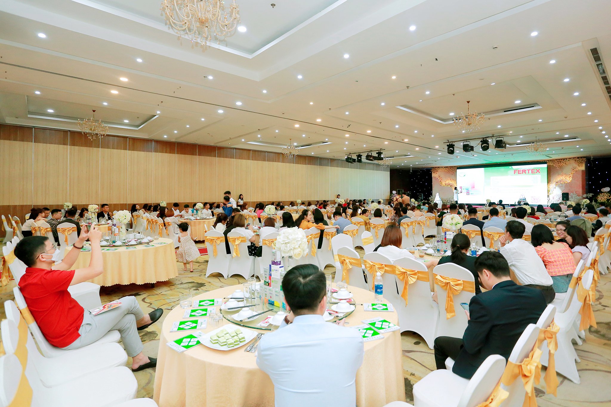 Công ty CP Tập đoàn NTT Việt Nam tổ chức thành công Lễ ra mắt sản phẩm và ký kết hợp tác nhãn hàng Health Global